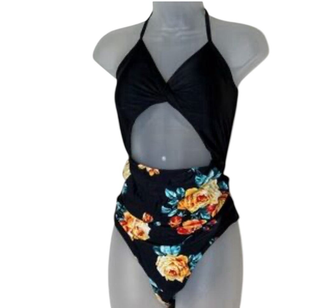 Cusphe One -Peice Swimsuit Size Large NWT Cut Out Black Floral Stretch Swim
